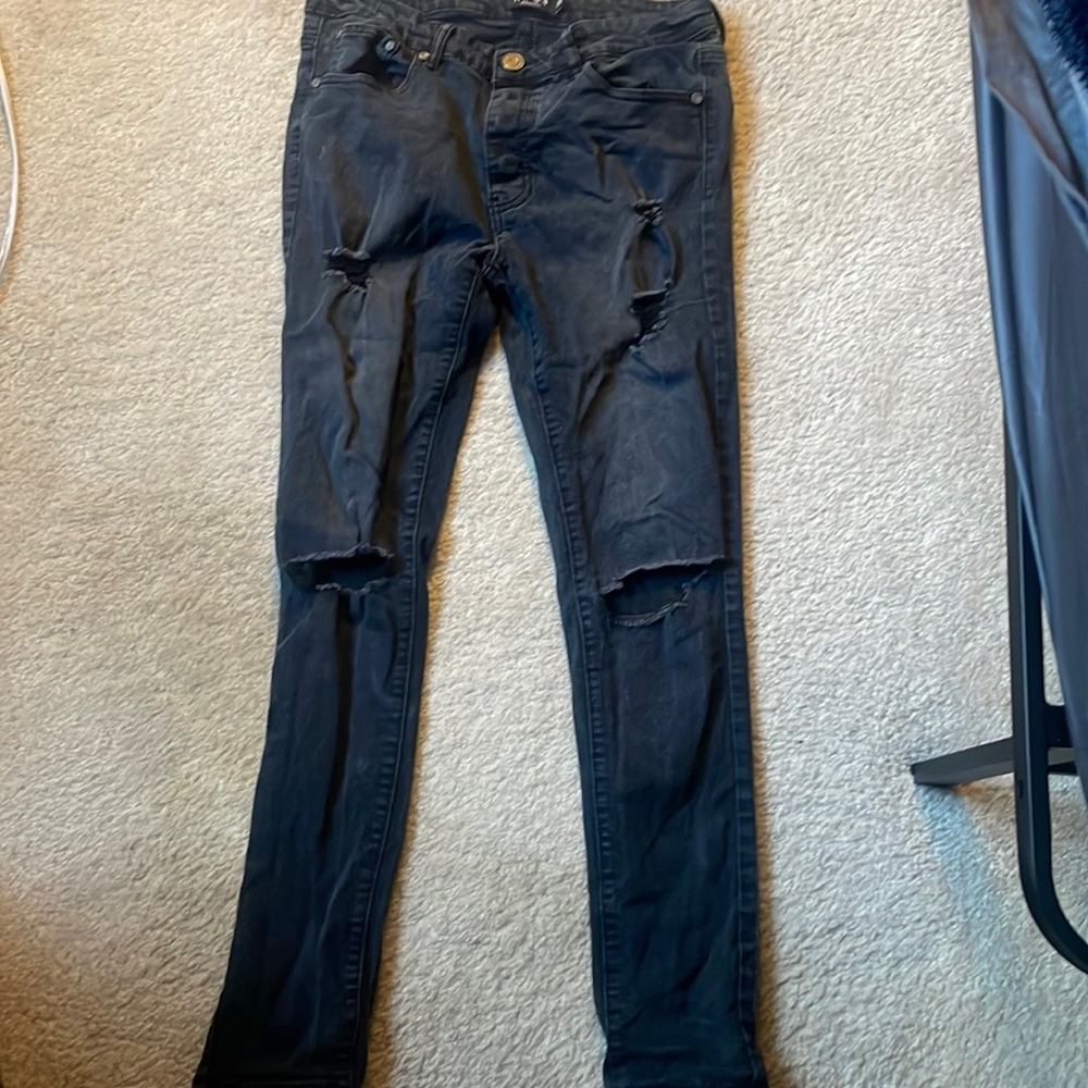 Skinny jeans